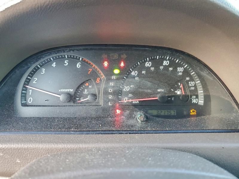 2003 Toyota Camry le