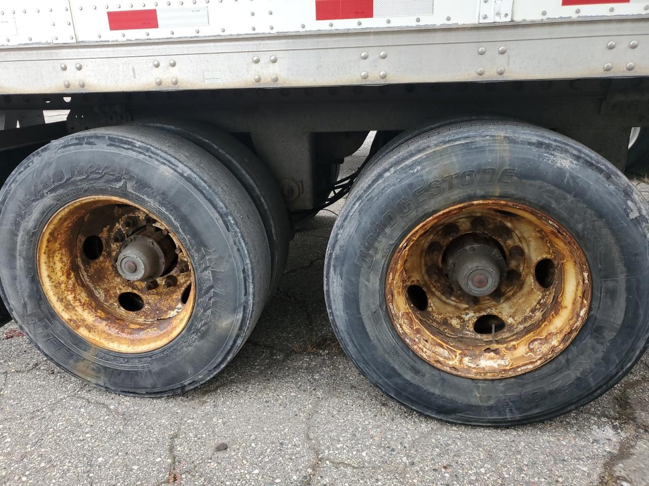 2015 Stoughton DRY Van Trailer