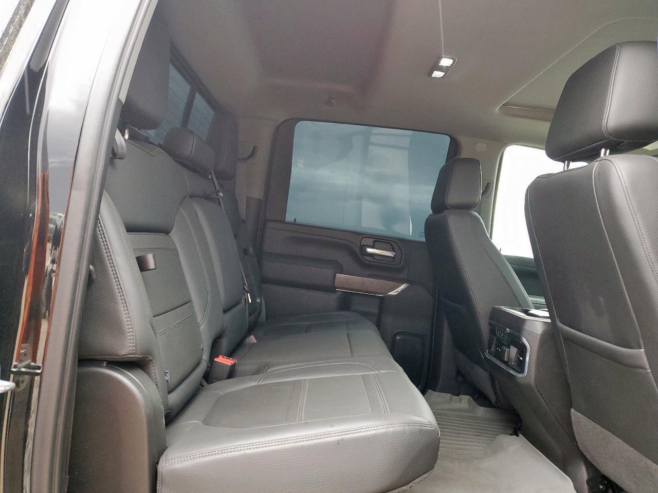 2021 GMC Sierra K2500 Denali