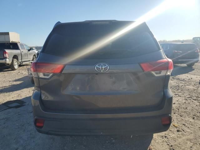 2017 Toyota Highlander le