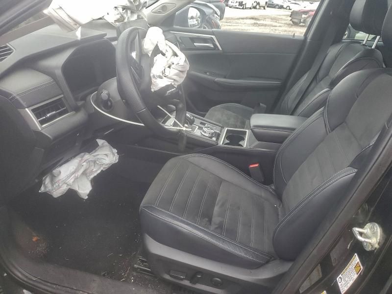 2023 Mitsubishi Outlander se