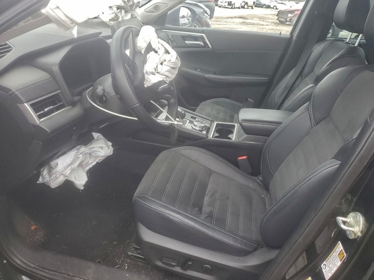 2023 Mitsubishi Outlander se