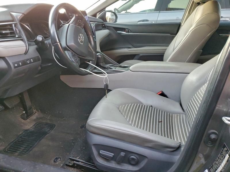2021 Toyota Camry se