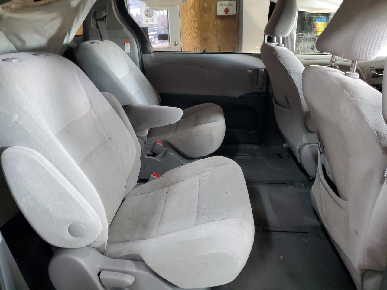 2017 Toyota Sienna le