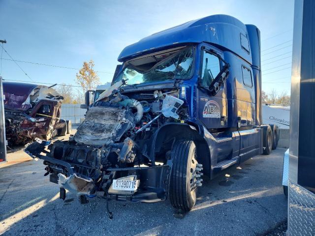 2020 Volvo VNL Semi Truck