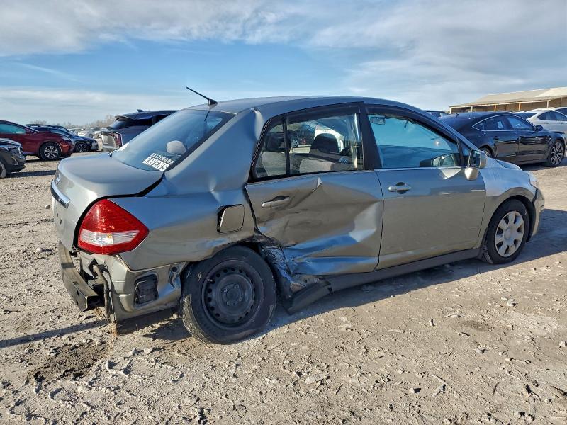 2008 Nissan Versa s
