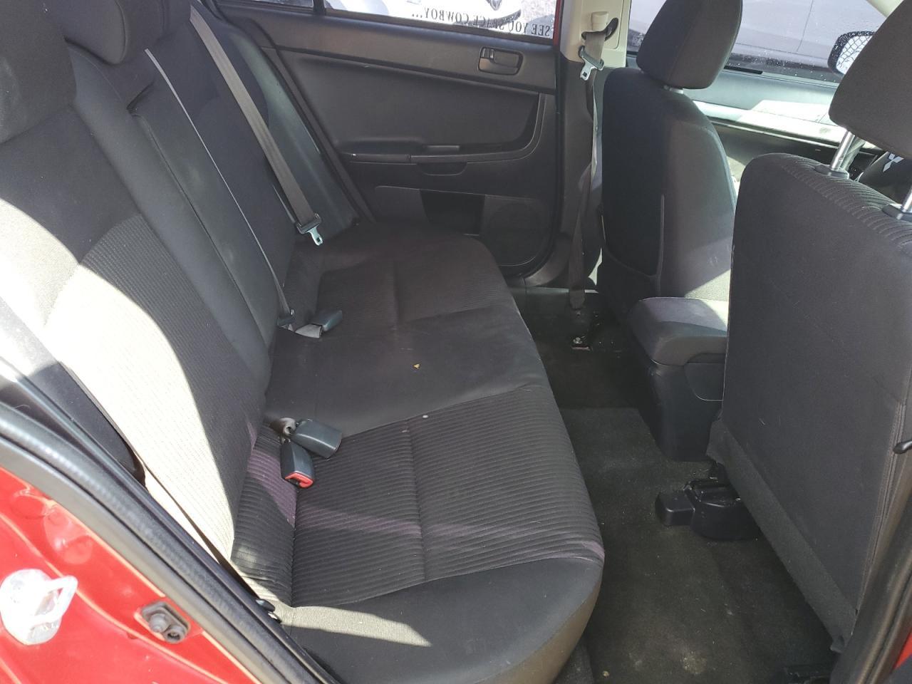 2015 Mitsubishi Lancer es