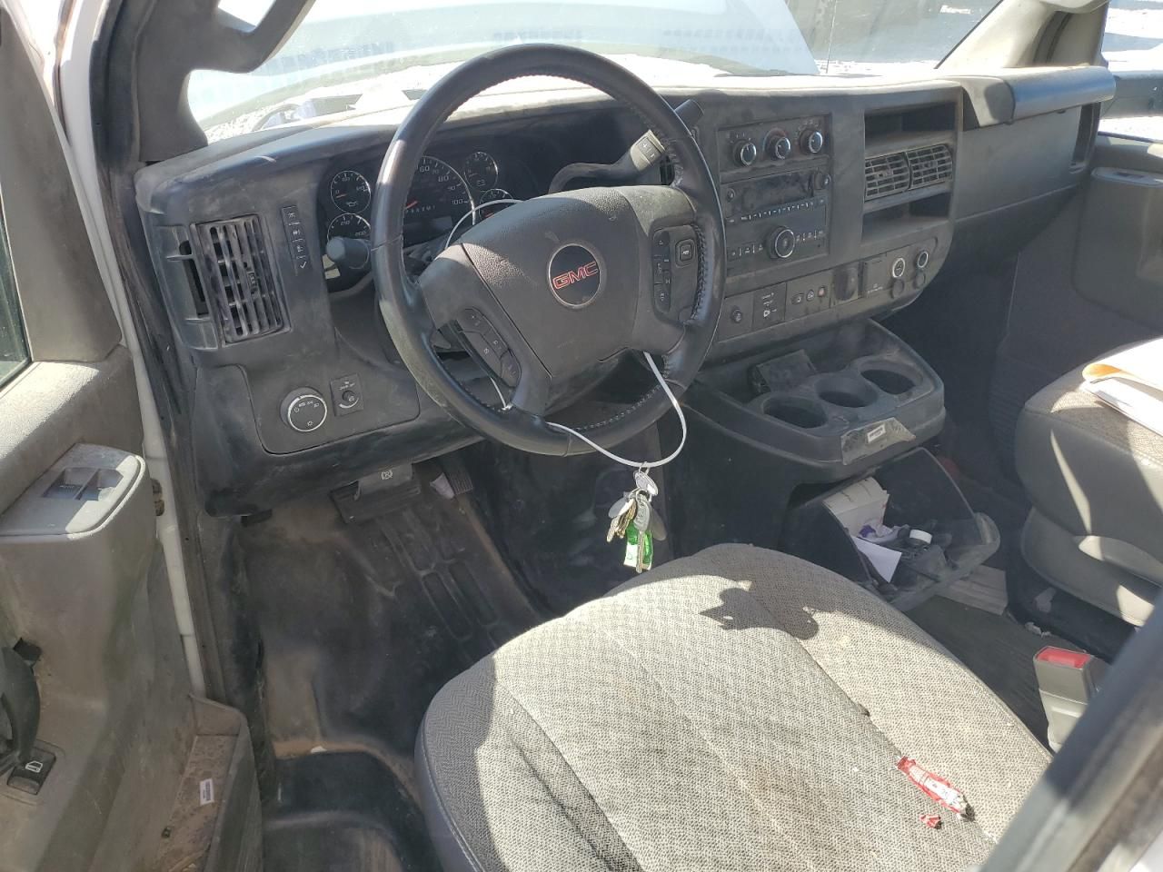 2023 GMC Savana Cutaway G3500