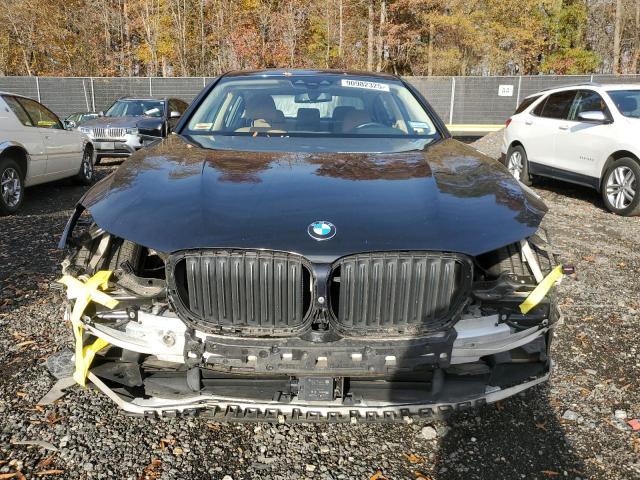 2016 BMW 750 xi