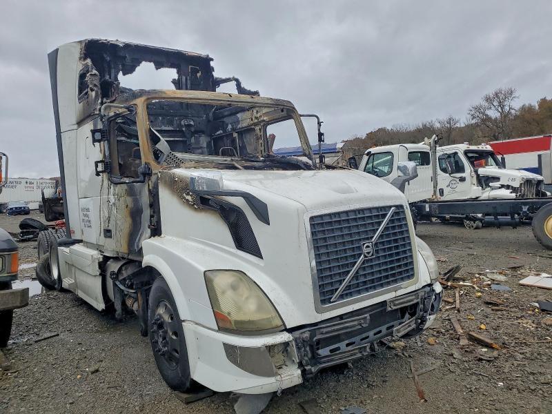 2016 Volvo Vnl Semi Truck