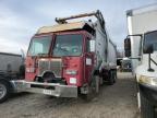 2010 Peterbilt Tractor 2010 Peterbilt 320 Refuse Truck