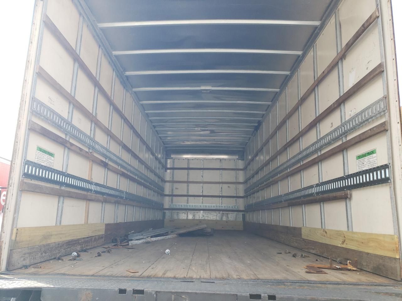 2015 International 4300 box Truck