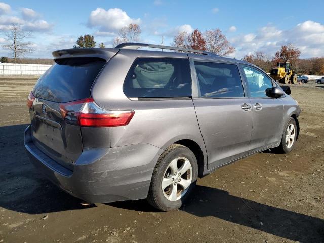2015 Toyota Sienna le