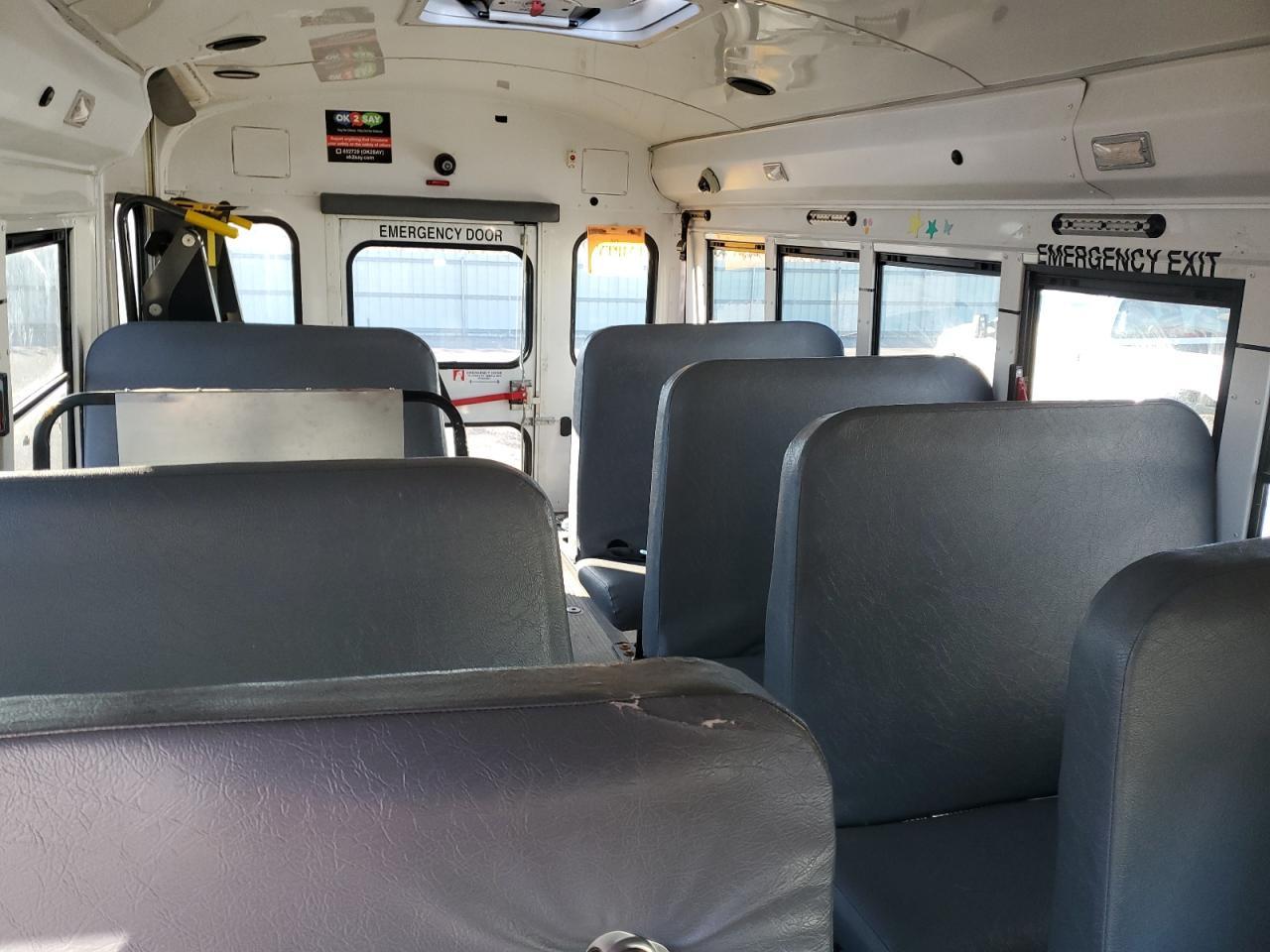 2014 Starcraft Prodigy G3500-School Bus