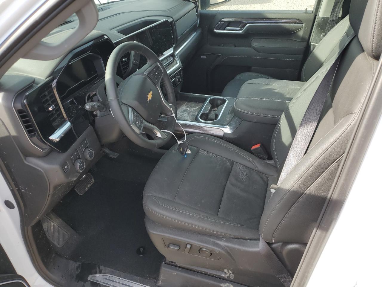 2025 Chevrolet Silverado K3500 ltz