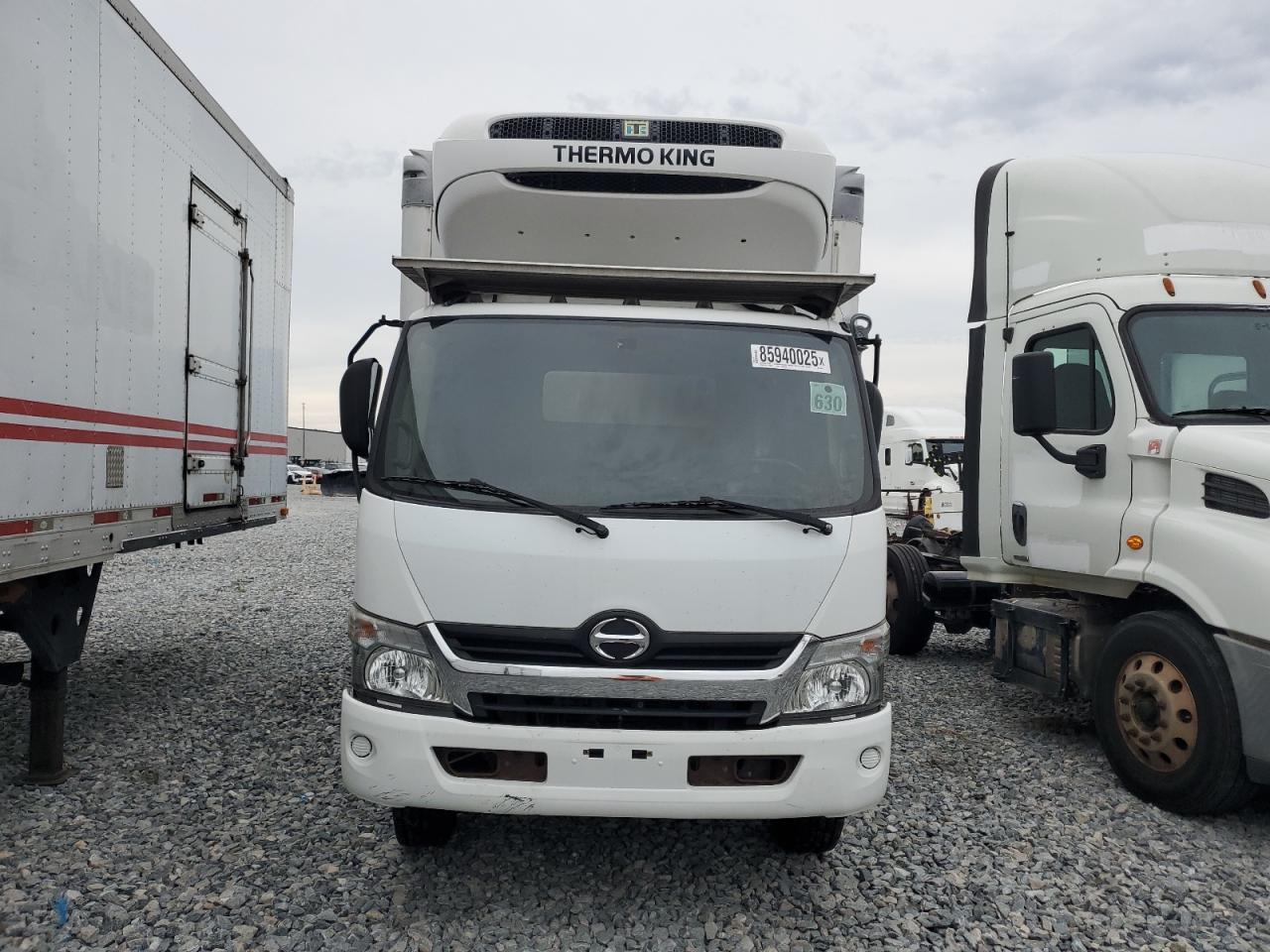 2019 Hino 195 Refrigerated BOX Truck