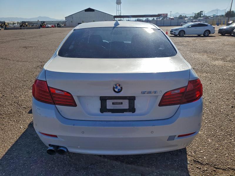 2015 BMW 528 i