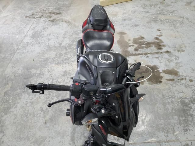 2021 Kawasaki Zr900 f