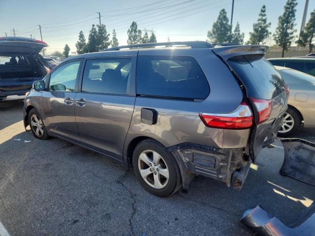 2015 Toyota Sienna le