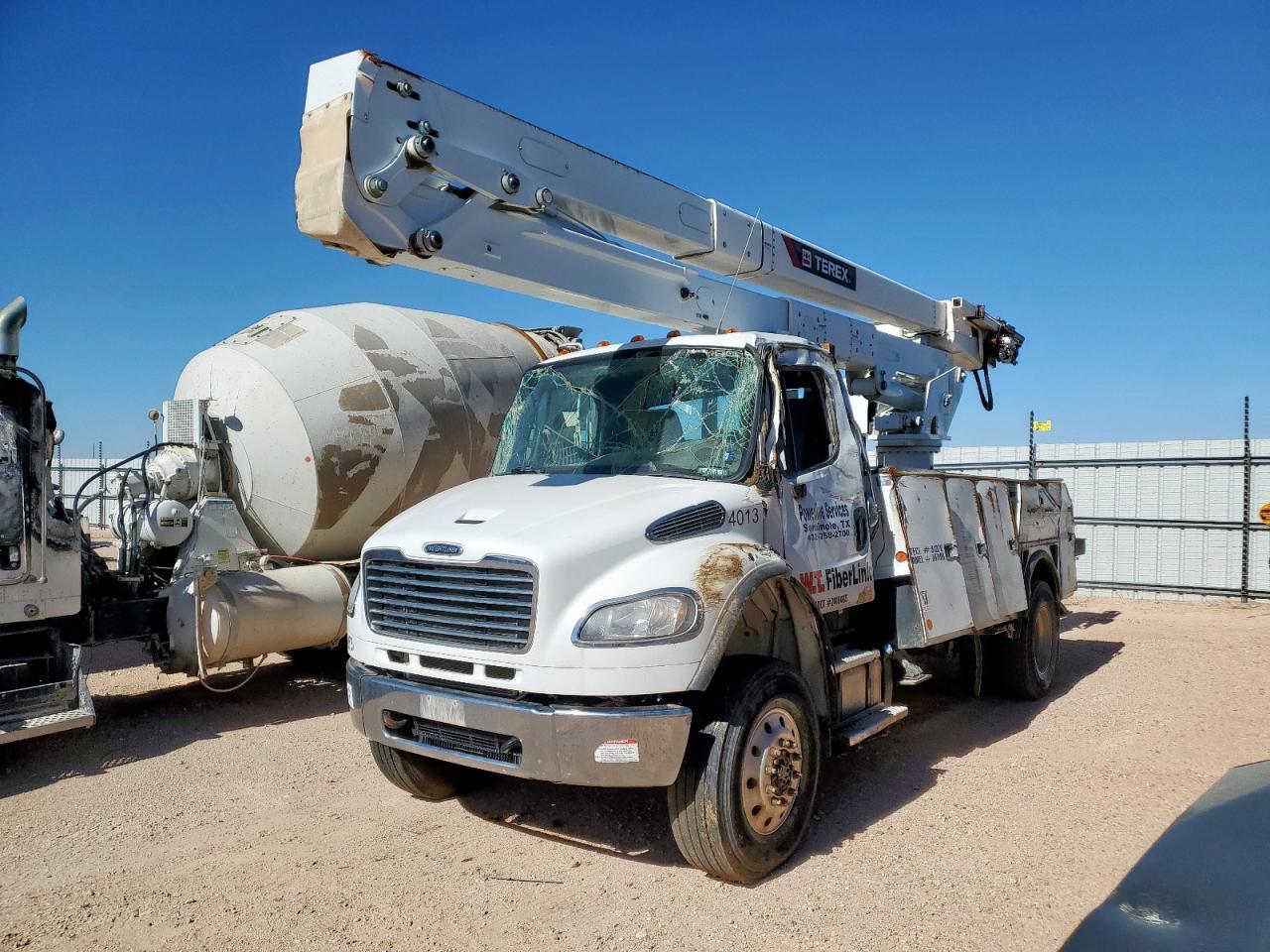 2020 Freightliner Business Class M2 Bucket Truck