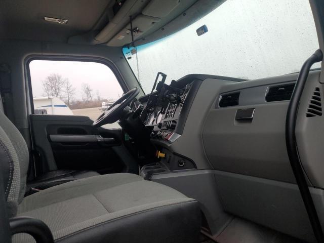 2022 Kenworth T680 Semi Truck