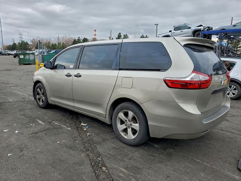 2015 Toyota Sienna