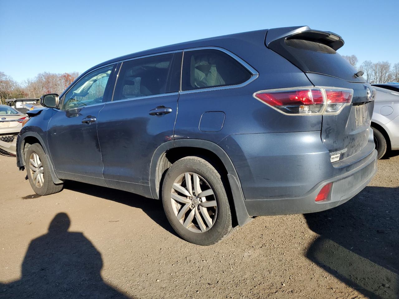 2014 Toyota Highlander le