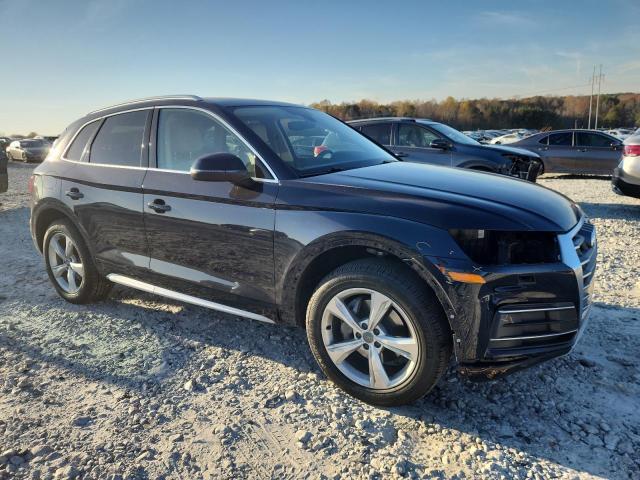 2020 Audi Q5 Premium