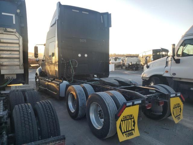 2016 International Prostar Semi Truck