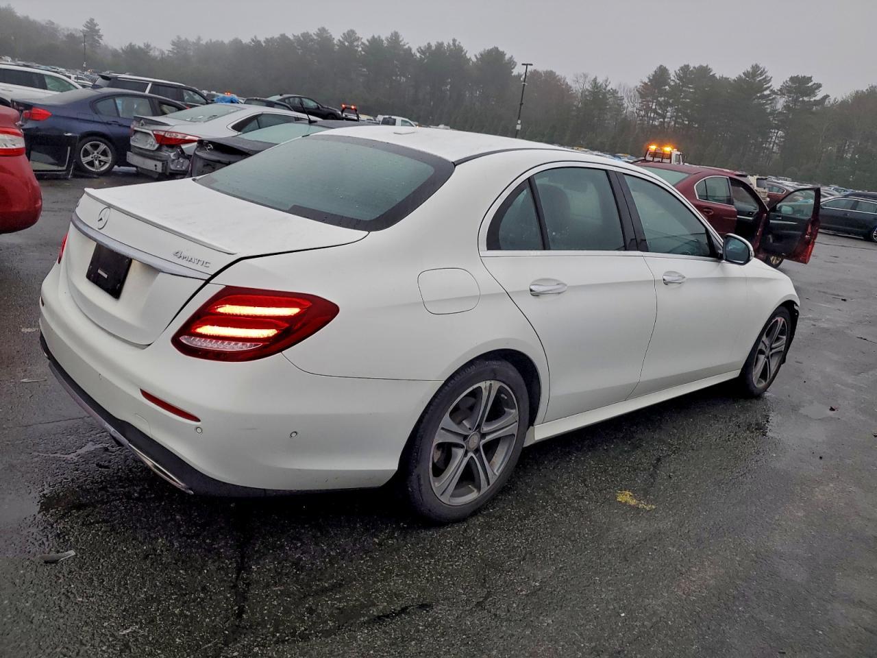 2017 Mercedes-Benz E 300 4matic