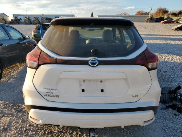 2021 Nissan Kicks sr