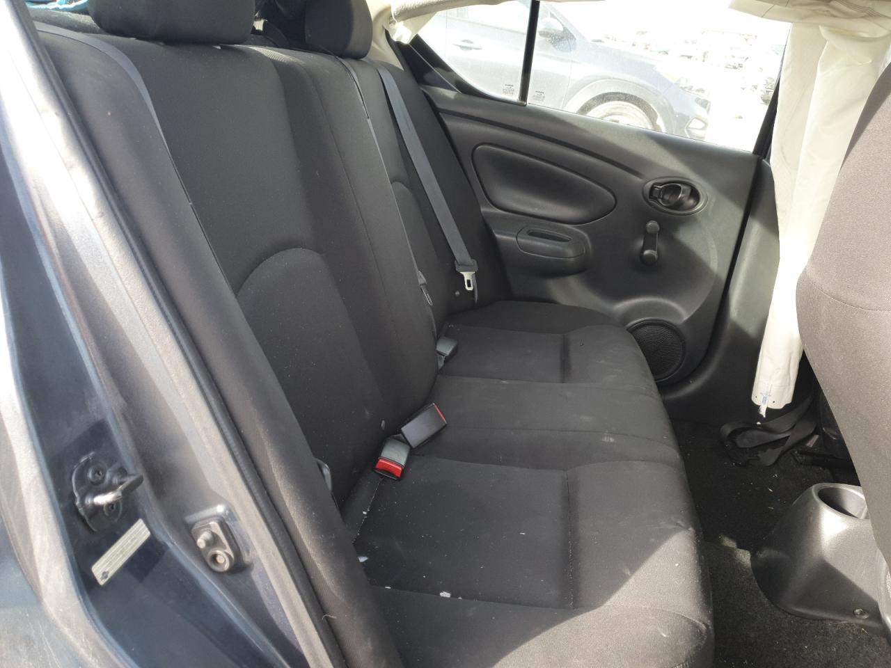 2017 Niss Versa 1.6 s Plus