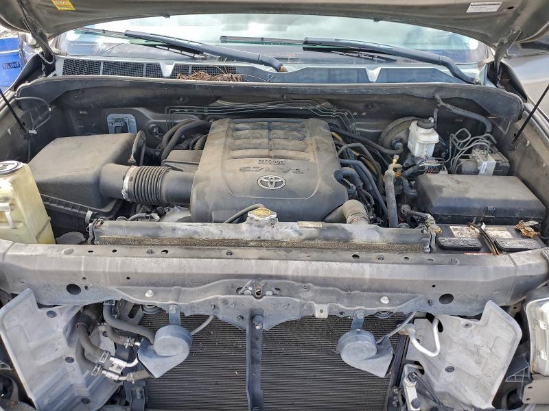 2013 Toyota Tundra Double cab SR5