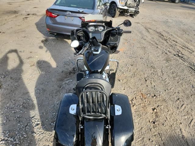 2022 Indian Motorcycle Co. Challenger