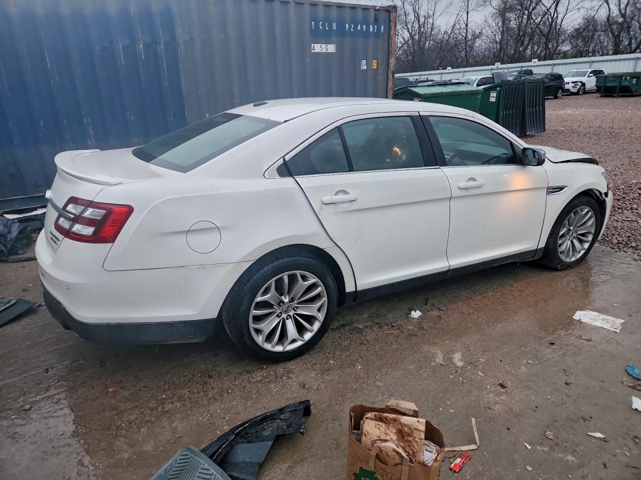 2015 Ford Taurus Limited