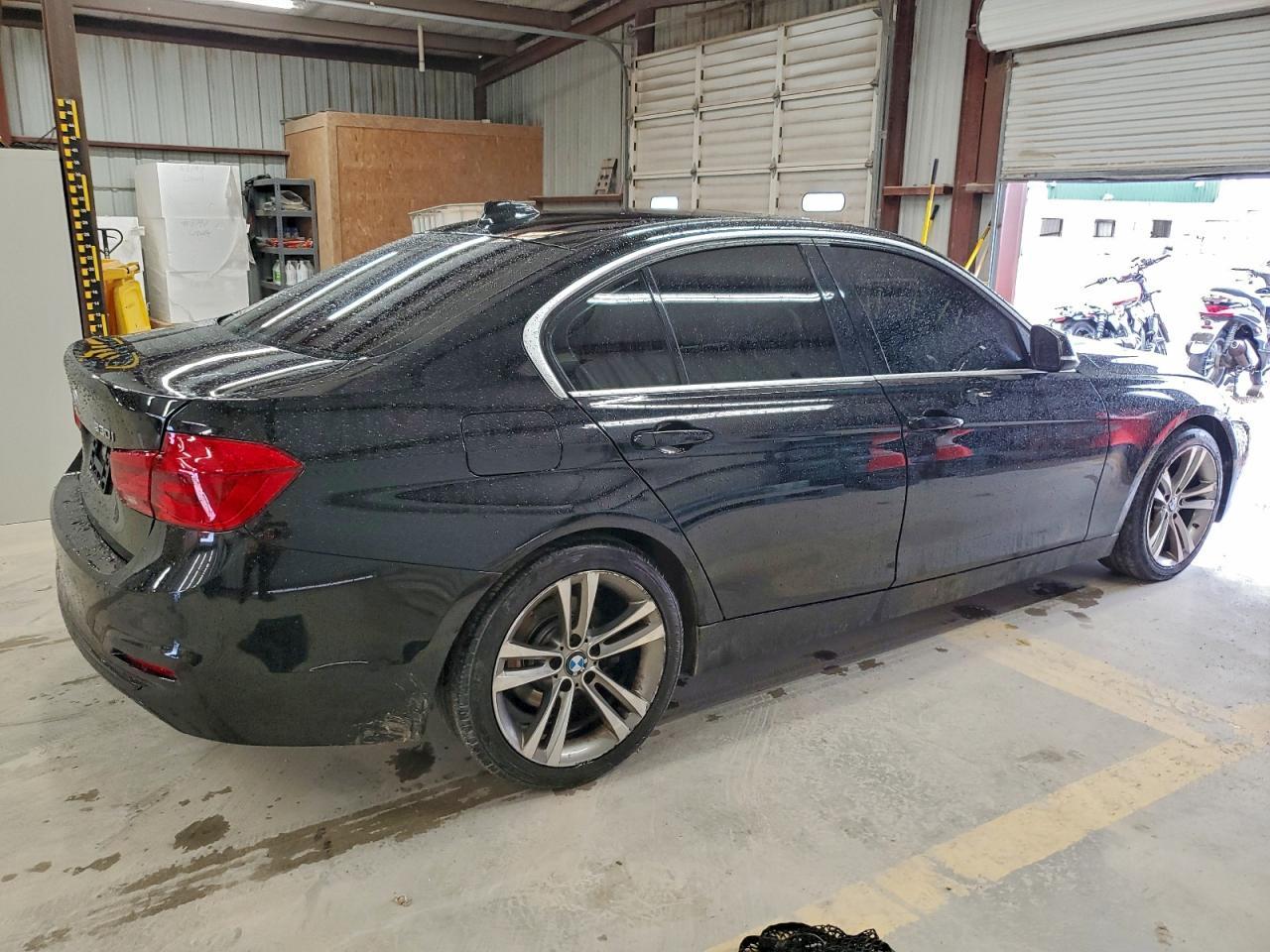 2017 BMW 330 i