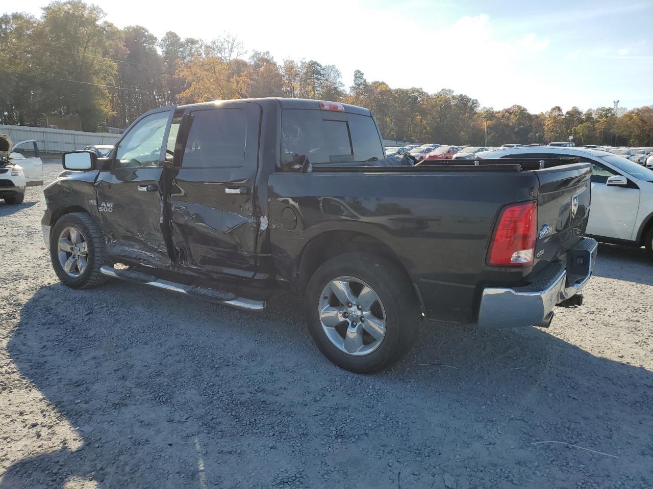 2018 Dodge Ram 1500 slt