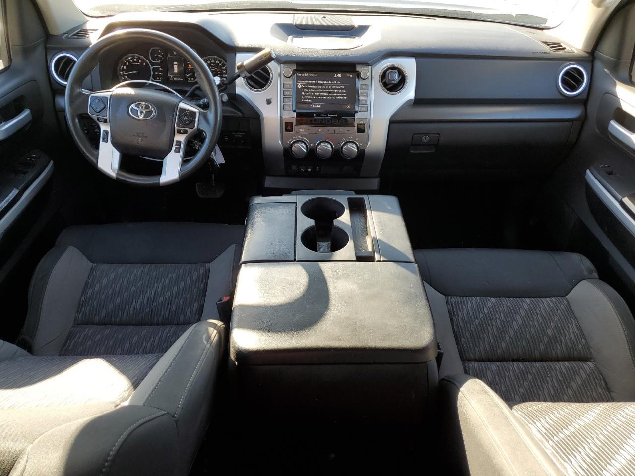 2020 Toyota Tundra Double cab sr