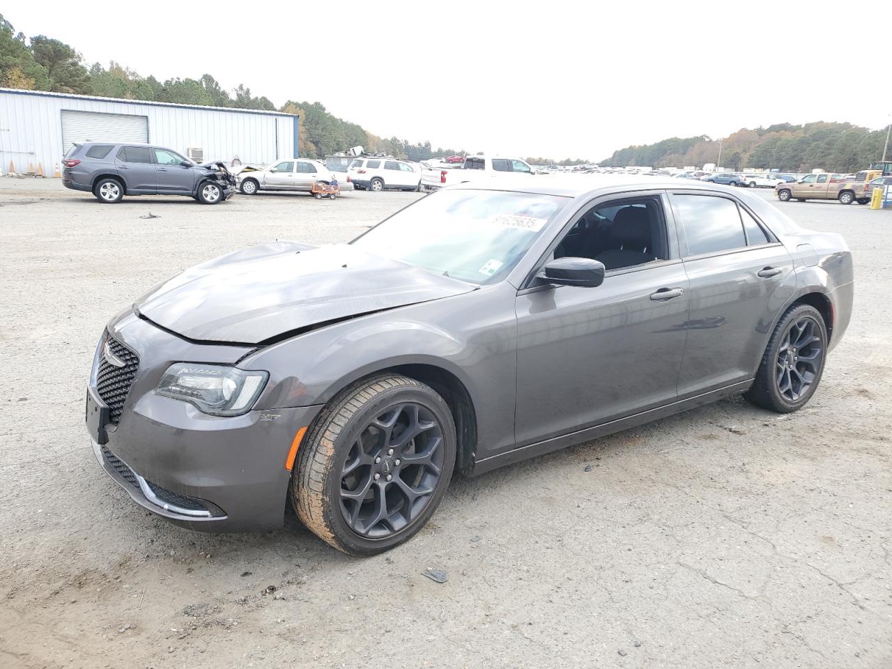 2020 Chrysler 300 Touring