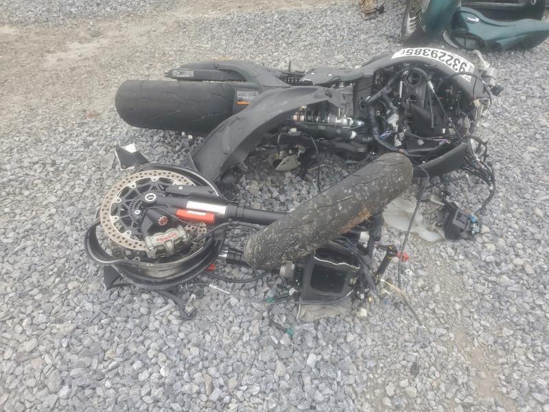 2024 Kawasaki Zx1002 l