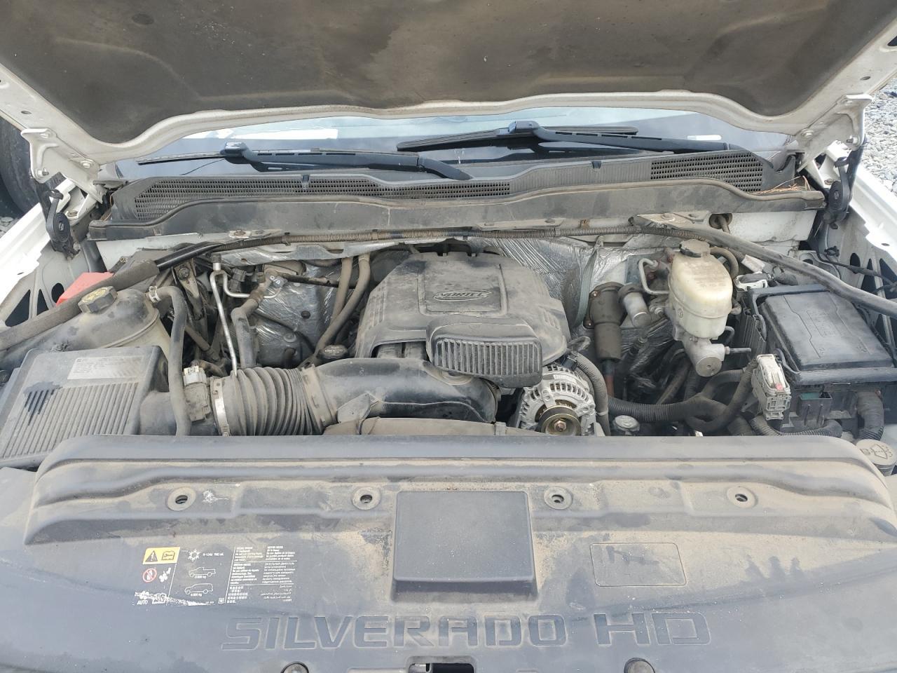 2015 Chevrolet Silverado 2500 Utility / Service Truck
