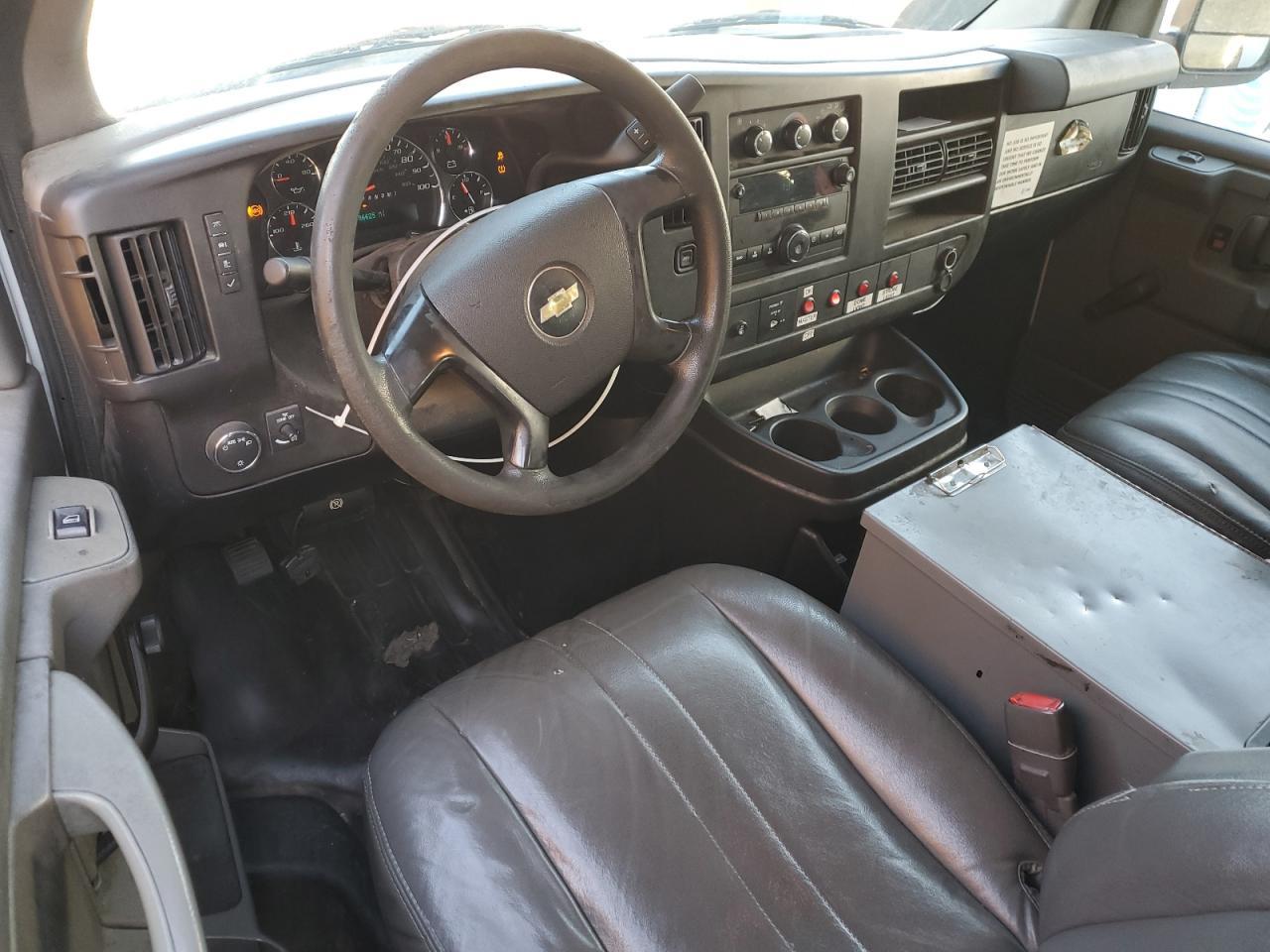 2013 Chev Rolet Express G2500 Utility / Service Van