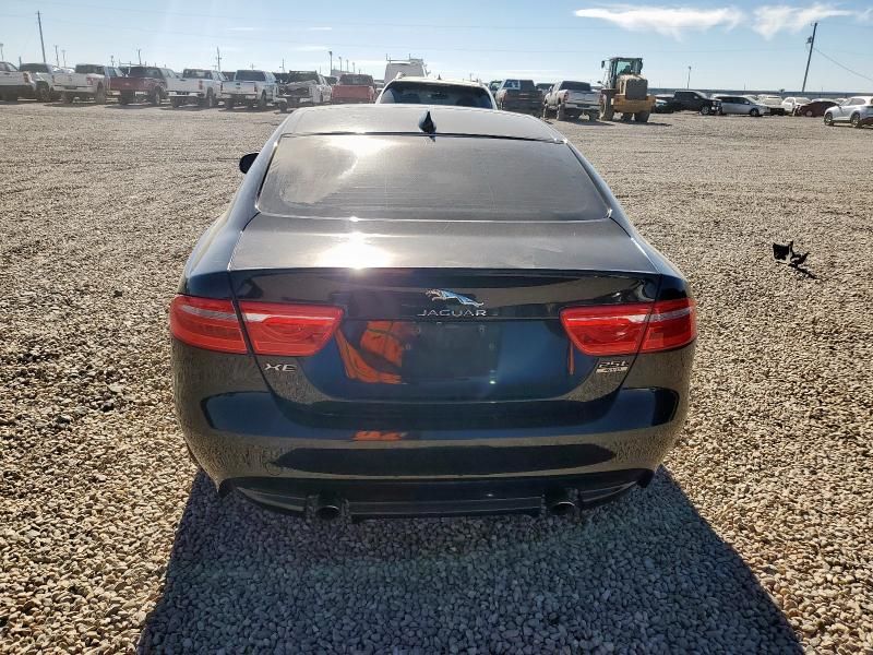 2019 Jaguar XE