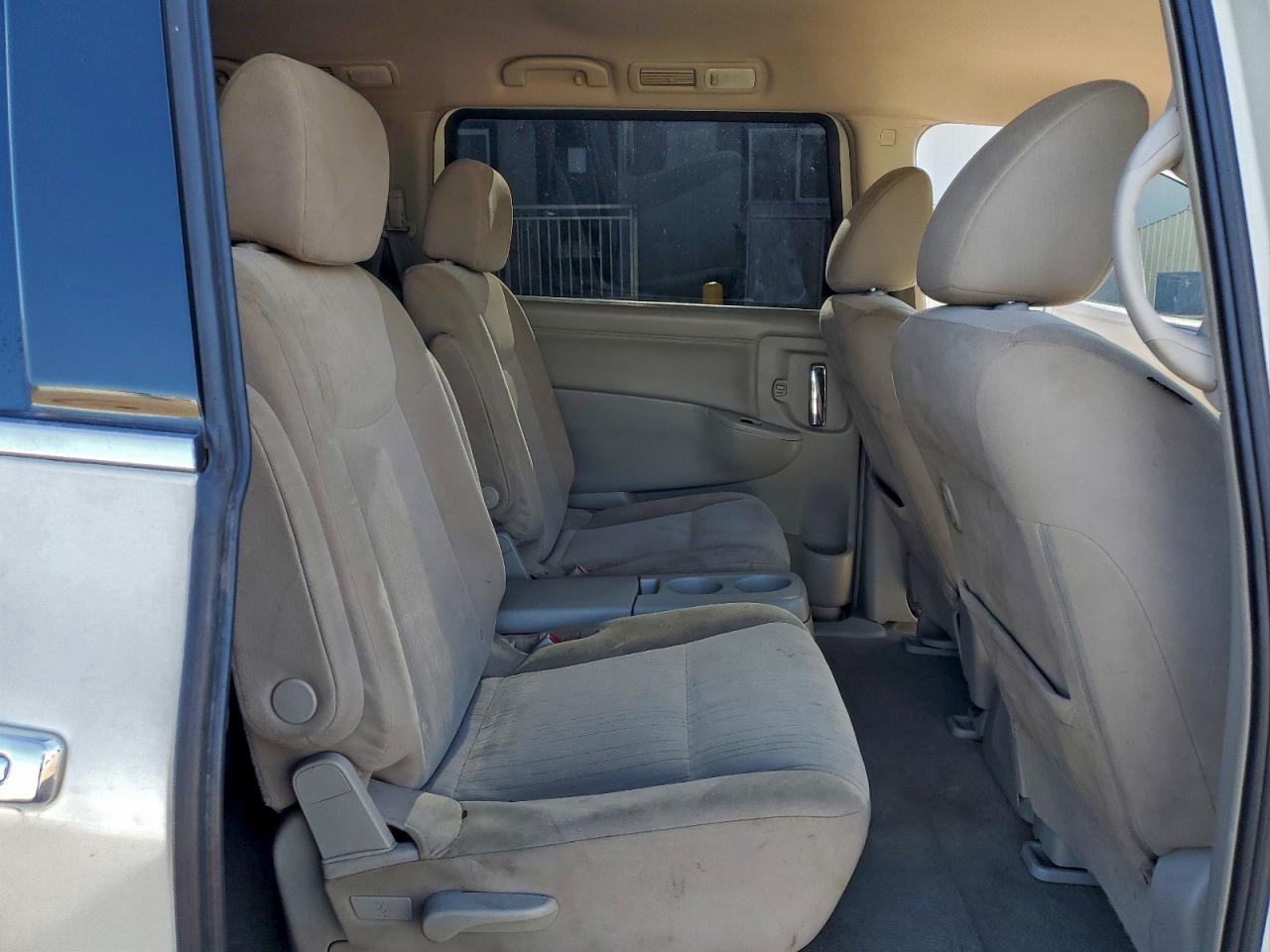 2017 Nissan Quest s