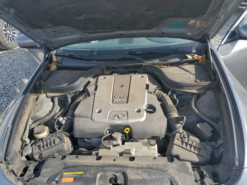 2015 Infiniti Q40