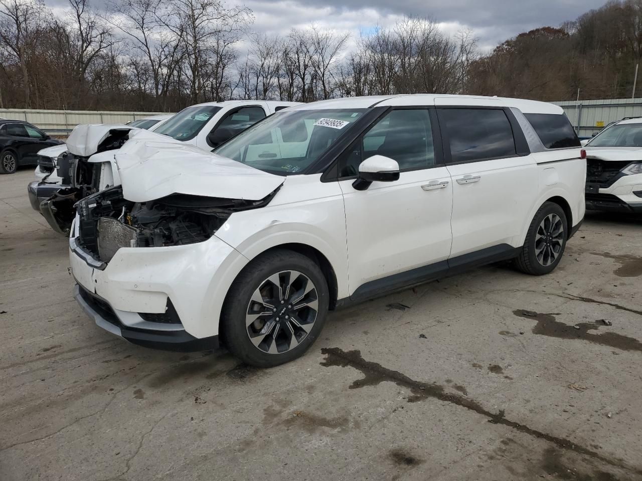 2022 KIA Carnival ex