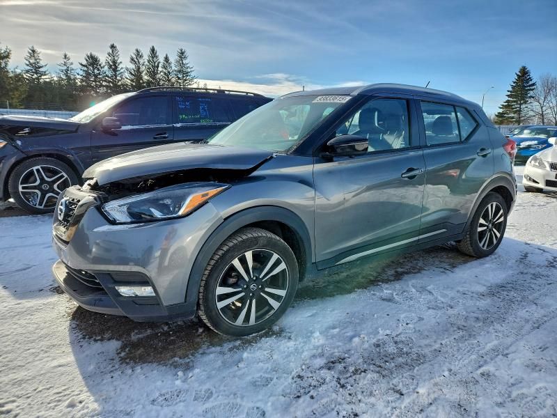 2019 Nissan Kicks s
