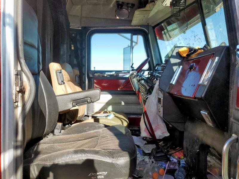 1999 Peterbilt 379 Semi Truck