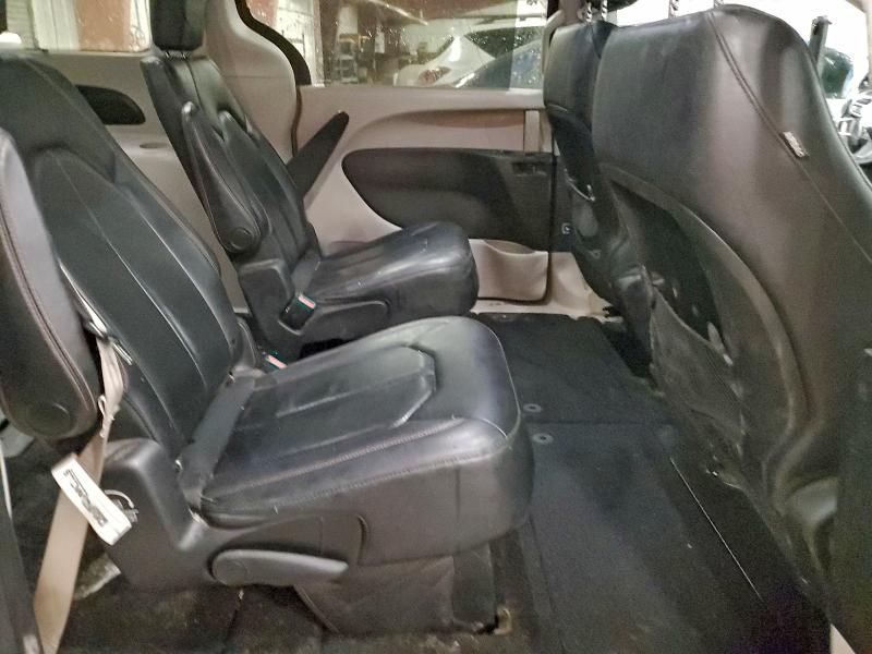 2019 Chrysler Pacifica Touring l