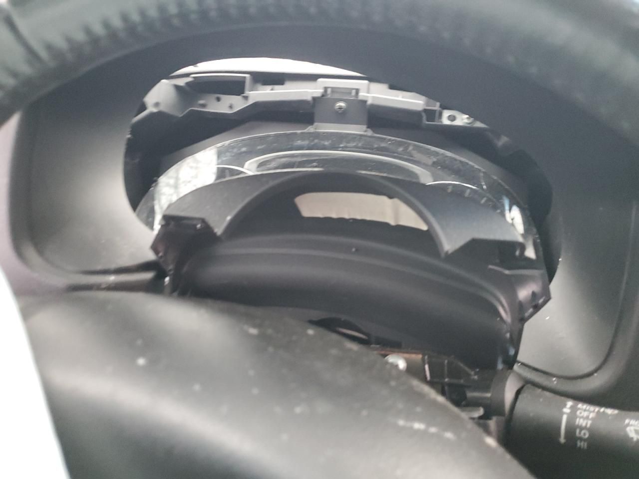 2016 Nissan Pathfinder s